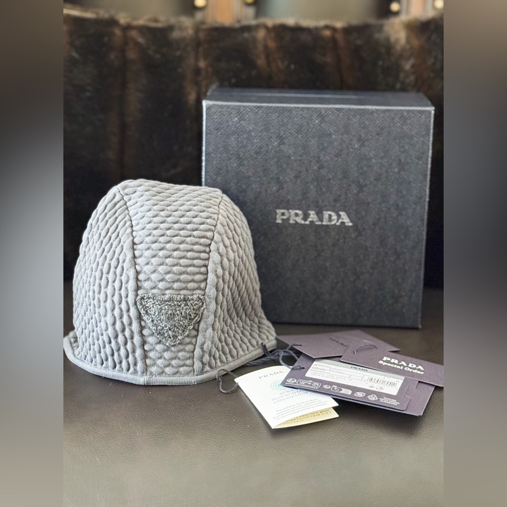 NWT Prada Logo Runway FW24 Stretch Nylon Beanie with Ribbed Design in Piombo
